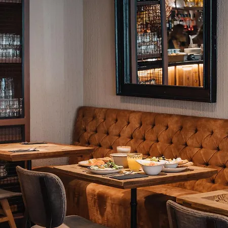 Almalusa Baixa/chiado Hotel 4*