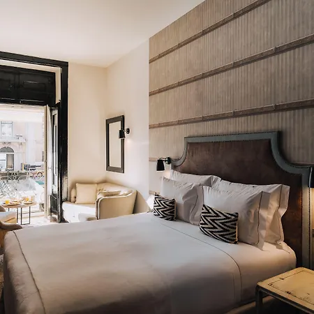 Almalusa Baixa/chiado 4*