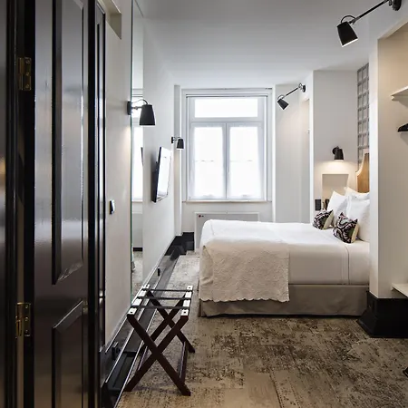 Almalusa Baixa Chiado Lisbon