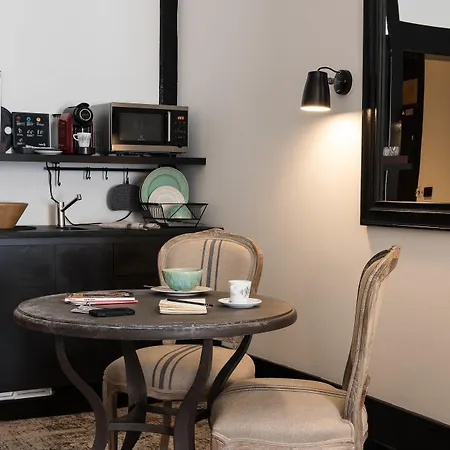 Guest house Almalusa Baixa Chiado Lisbon