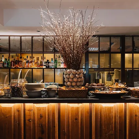 Almalusa Baixa Chiado Lisbon