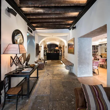 Konukevi Almalusa Baixa/chiado 4*