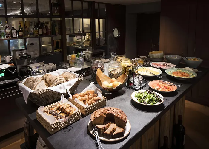 Almalusa Baixa/chiado בית הארחה ליסבון